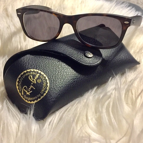 Ray-Ban Accessories - 🎉HPX3 🎉🕶 Ray-Ban sunglasses